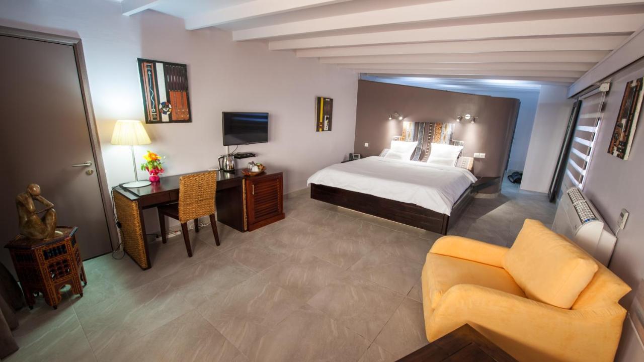 Residence Hoteliere Du Phare ลิเบรอวิลล์ ภายนอก รูปภาพ